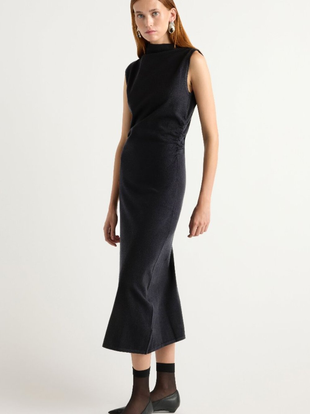 Modern Citizen Abel Asymmetric-Neck Dress Size XLBlack / XL